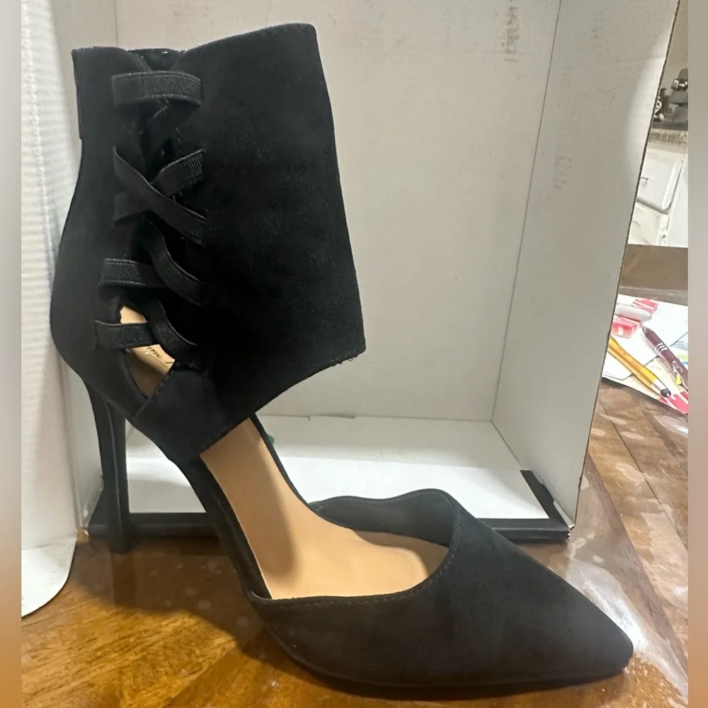 Maxi black dress size M - fashion nova . Bundle ( dress , shoes and a necklace- - Picture 7 of 8